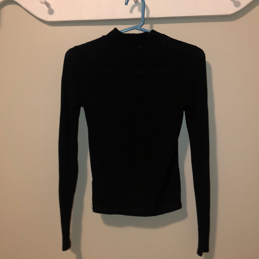 Black turtle neck shirt! Size small!